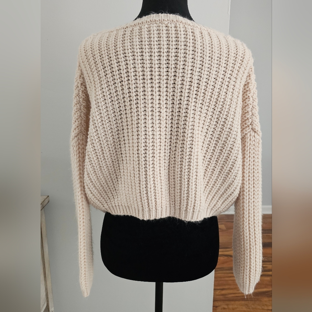 Rue21 Sweater - Picture 2 of 2